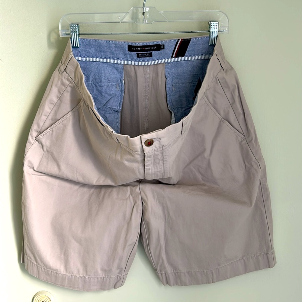 Tommy Hilfiger Men's Tan Shorts